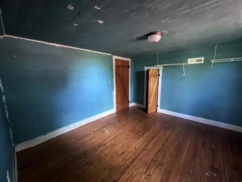 Bedroom - 1089 Bicknell Rd, Clarkrange, TN 38553 photo 2 of 3
