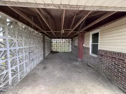 Exterior - 1089 Bicknell Rd, Clarkrange, TN 38553 photo 10 of 13