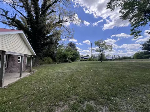 Exterior - 1089 Bicknell Rd, Clarkrange, TN 38553 photo 9 of 13