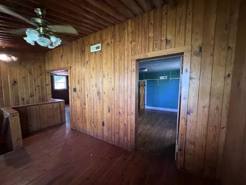 Entry Way - 1089 Bicknell Rd, Clarkrange, TN 38553 photo 3 of 3
