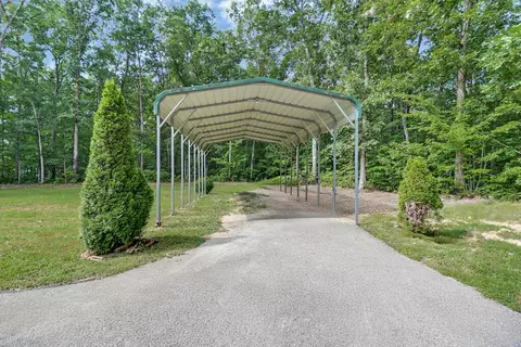 Exterior - 552 Robs Rd, Grimsley, TN 38565 photo 4 of 5