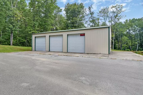 Exterior - 552 Robs Rd, Grimsley, TN 38565 photo 2 of 5
