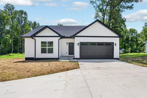 64 Virginia St, Cookeville, TN 38506