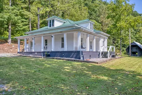 733 Crabtree Creek Rd, Whitleyville, TN 38588