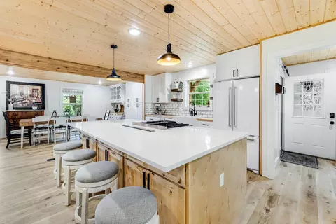 Kitchen - 380 Webbs Camp Rd, Walling, TN 38587 photo 3 of 11