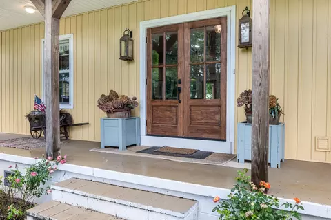 Exterior - 380 Webbs Camp Rd, Walling, TN 38587 photo 10 of 31