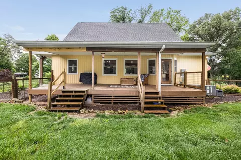Exterior - 380 Webbs Camp Rd, Walling, TN 38587 photo 12 of 31