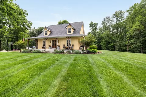 Exterior - 380 Webbs Camp Rd, Walling, TN 38587 photo 7 of 31