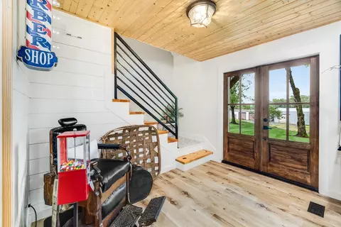Entry Way - 380 Webbs Camp Rd, Walling, TN 38587 photo 1 of 3