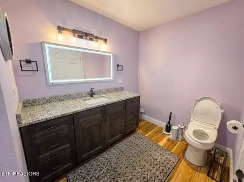 Bath - 1561 Bicknell Rd, Clarkrange, TN 38553 photo 3 of 3