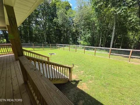 Exterior - 1561 Bicknell Rd, Clarkrange, TN 38553 photo 5 of 8