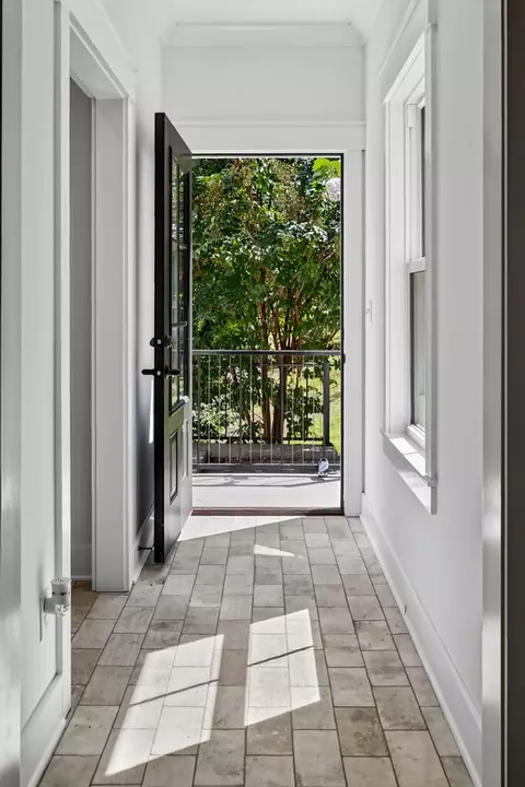 Entry Way - 300 Chandler Rd, Doyle, TN 38559 photo 9 of 10