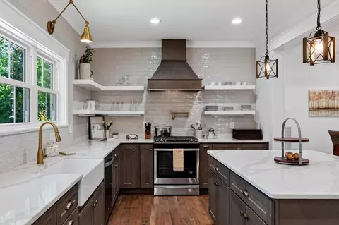 Kitchen - 300 Chandler Rd, Doyle, TN 38559 photo 4 of 11