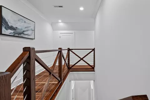 Entry Way - 300 Chandler Rd, Doyle, TN 38559 photo 6 of 10