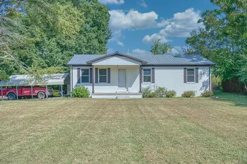 Exterior - 4047 Crawford Rd, Silver Point, TN 38582 photo 4 of 6