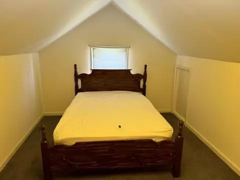 Bedroom - 406 S 4th Ave, Baxter, TN 38544 photo 3 of 3