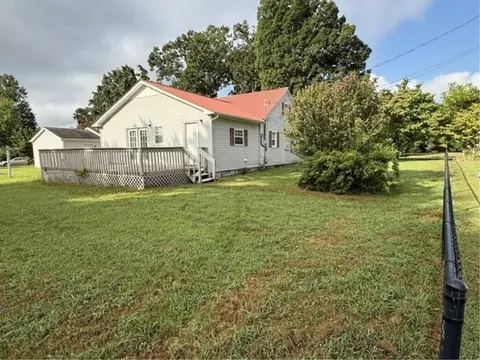 Other - 406 S 4th Ave, Baxter, TN 38544 photo 2 of 5