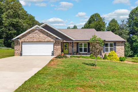2755 Bennett Rd, Cookeville, TN 38506