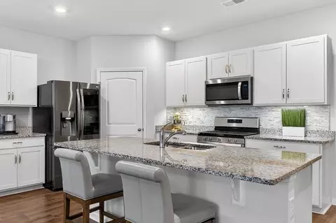 7129 Sunny Parks Dr, White House, TN 37188