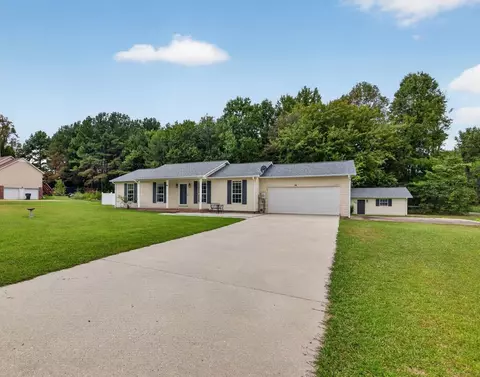 325 N Speck Rd, Cookeville, TN 38501