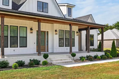 Exterior - 5232 Ben Jared Rd, Baxter, TN 38544 photo 10 of 12