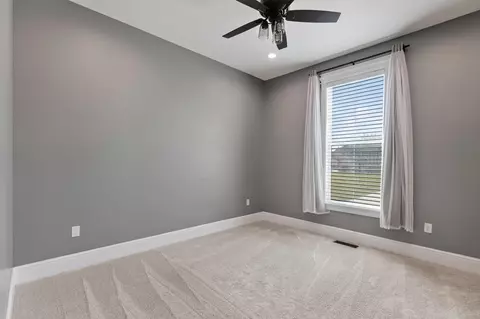 Bedroom - 5232 Ben Jared Rd, Baxter, TN 38544 photo 5 of 6