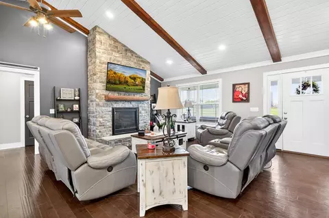 Living - 5335 Hickey Ridge Rd, Baxter, TN 38544 photo 1 of 3