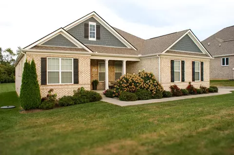 319 Greymoor Ln, Cookeville, TN 38501