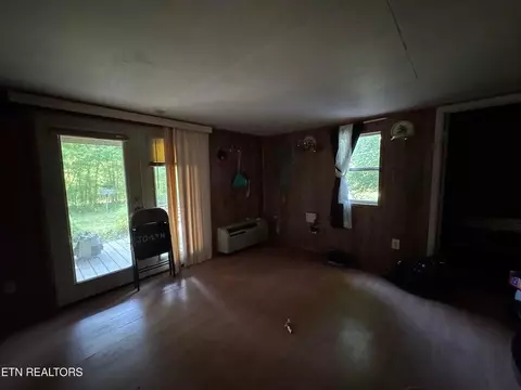 - Davis Rd, Deer Lodge, TN 37726 photo 26