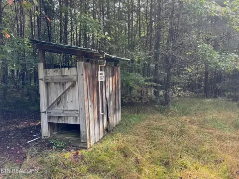 - Davis Rd, Deer Lodge, TN 37726 photo 50