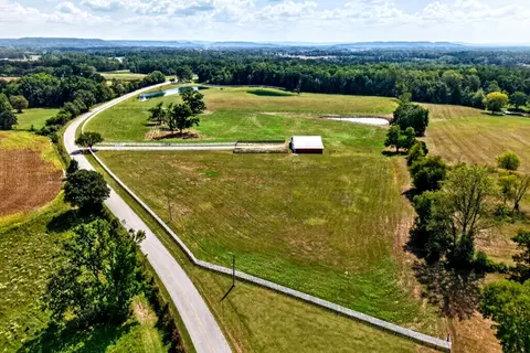 2232 Will Thompson Rd, Walling, TN 38587 photo 16