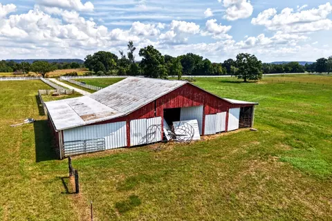 2232 Will Thompson Rd, Walling, TN 38587 photo 5