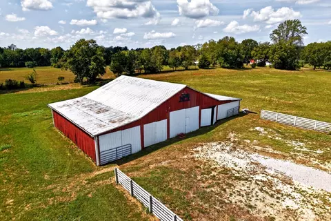 2232 Will Thompson Rd, Walling, TN 38587 photo 4