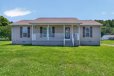 158 Thomas Rd, Livingston, TN 38570