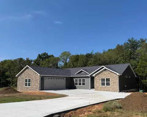 188 Marie Ln, Crossville, TN 38555
