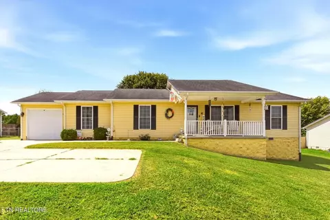 1035 Cook Rd, Crossville, TN 38555