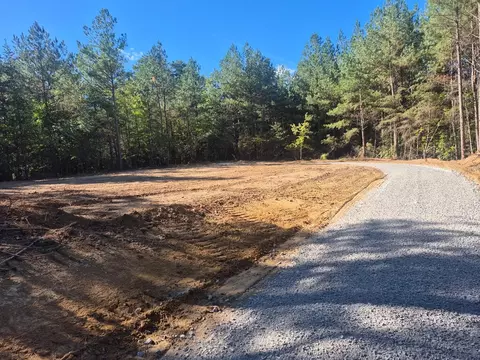 5 Ac Whispering Pines Ln, Crossville, TN 38572