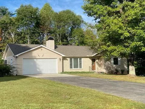 344 Meadows Rd, Sparta, TN 38583