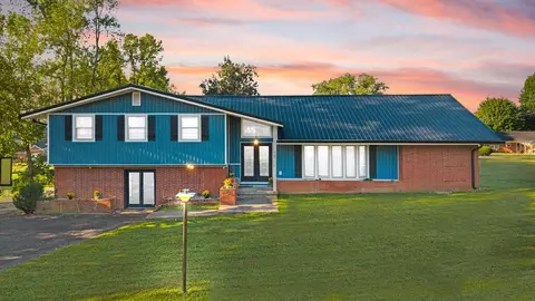 75 Hickory Hill Dr, Monticello, KY 42633
