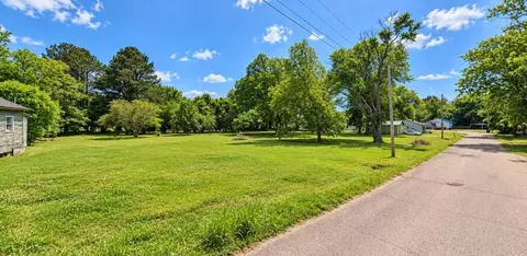 304306 Holmes St, Other, TN 38257