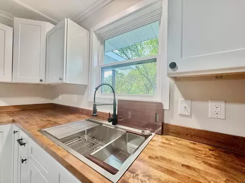 Kitchen - 6512 Tennessee St, Baxter, TN 38544 photo 8 of 8