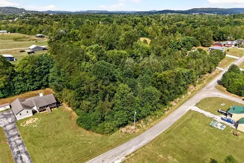 515253 Hidden River Ave, Sparta, TN 38583