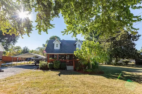 207 Oriole Dr, Mcminnville, TN 37110