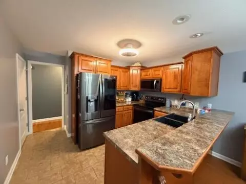 Kitchen - 151 He-jo Ln, Byrdstown, TN 38549 photo 2 of 2