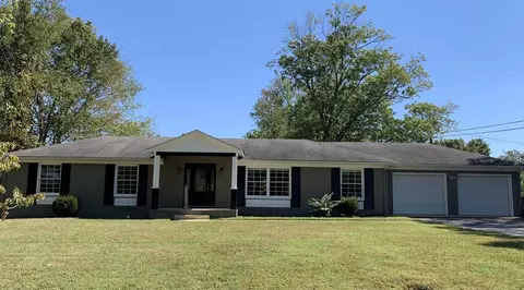 881 Roberts Rd, Cookeville, TN 38501