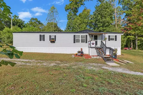 420 Oneida Ln, Wilder, TN 38589