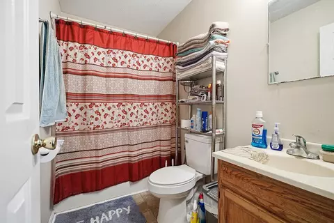 Bath - 6670 Tennessee St, Baxter, TN 38544 photo 3 of 6