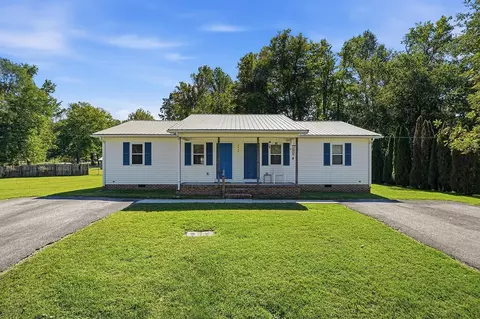 Exterior - 6670 Tennessee St, Baxter, TN 38544 photo 3 of 8