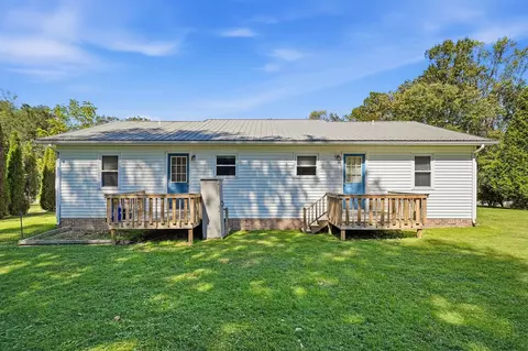 Exterior - 6670 Tennessee St, Baxter, TN 38544 photo 7 of 8