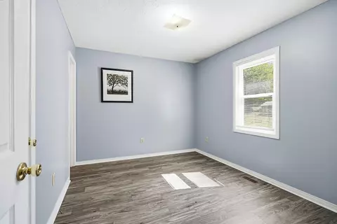 Bedroom - 6670 Tennessee St, Baxter, TN 38544 photo 3 of 6